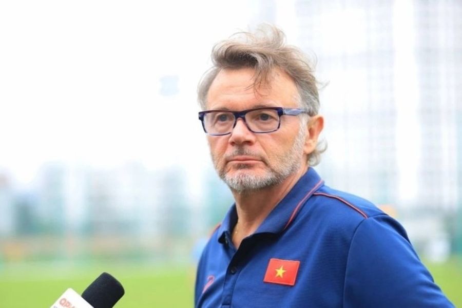 Ông Troussier thiếu một chữ ‘Thời’