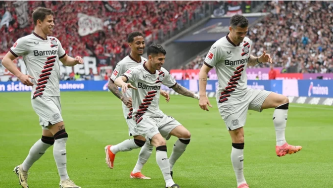 Bayer Leverkusen vẫn lạnh lùng giành thắng lợi