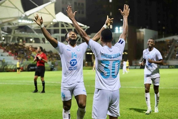 Nam Định mở màn tưng bừng tại AFC Champions League 2