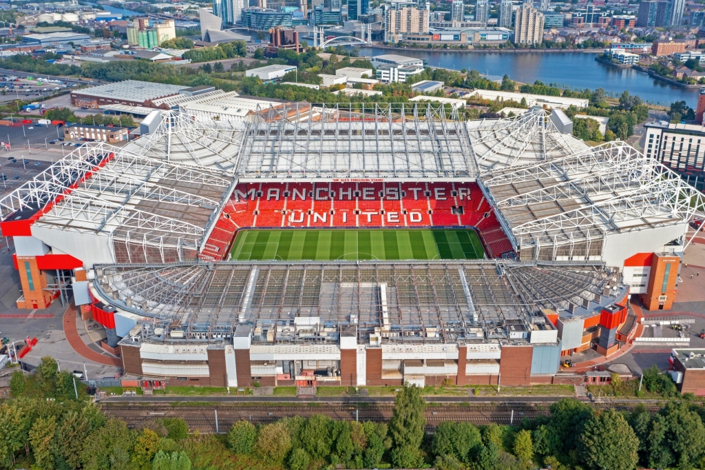 Man Utd tính phá bỏ hoàn toàn sân Old Trafford