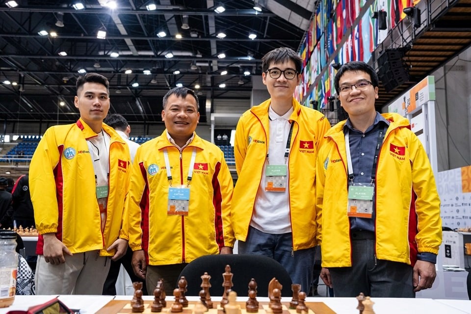 Olympiad cờ vua 2024: Hai đội tuyển nam, nữ Việt Nam cùng nằm trong top 10