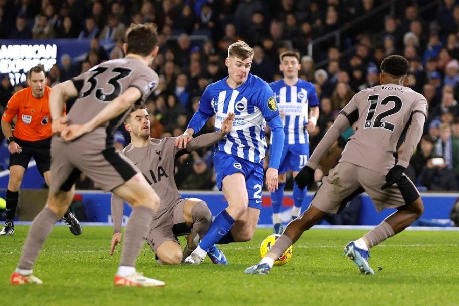 Tottenham không có thành tích sân khách tốt